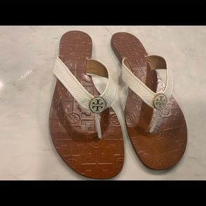 NWOT Tory Burch sz 11